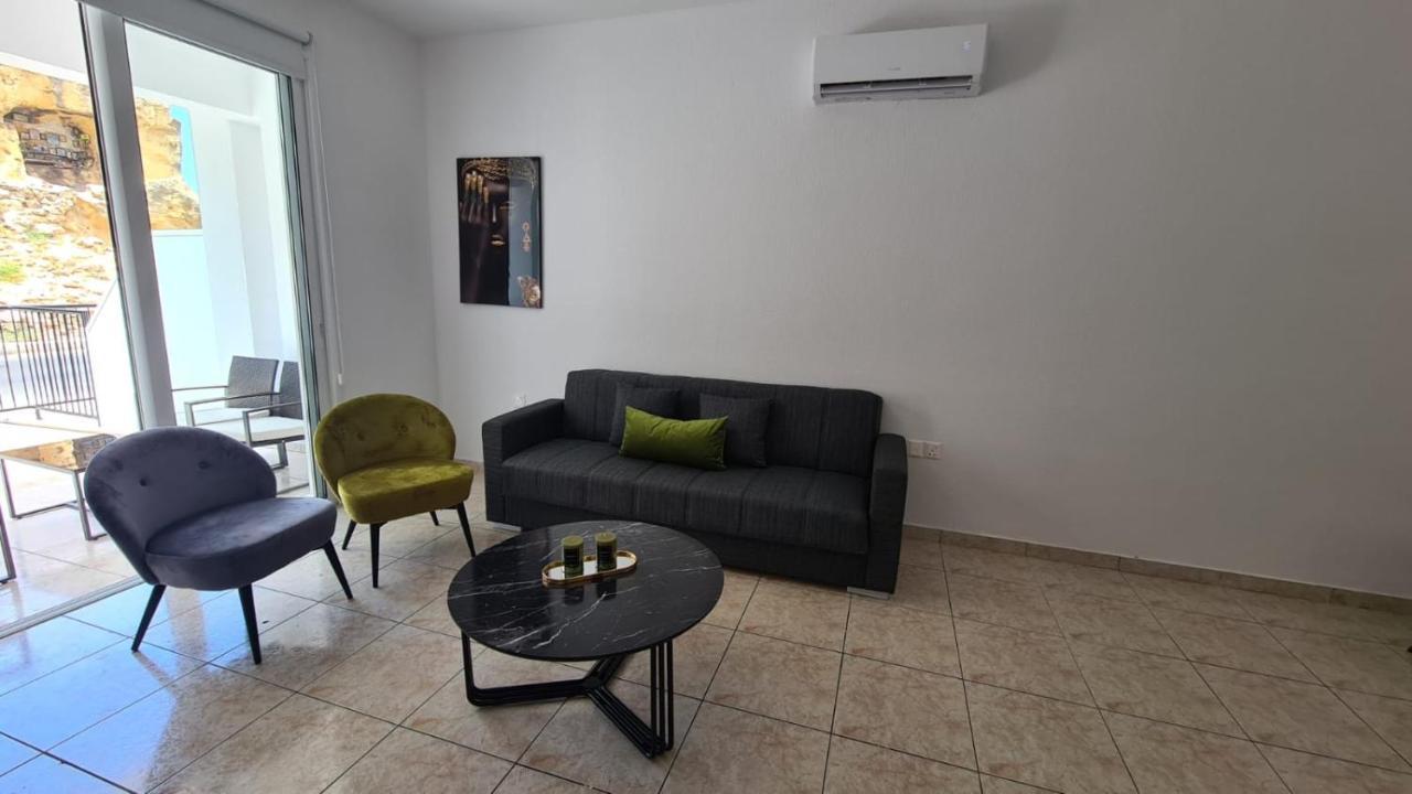 Laertis Apartments - By Imh Travel & Tours Paphos Exterior foto