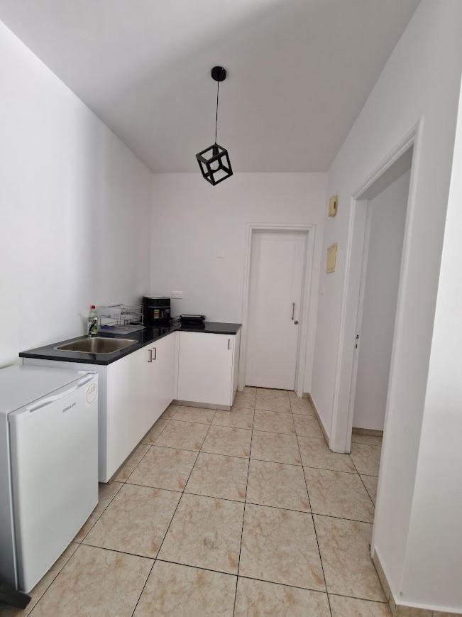Laertis Apartments - By Imh Travel & Tours Paphos Quarto foto